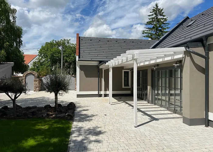 Kiskuetyue Villa